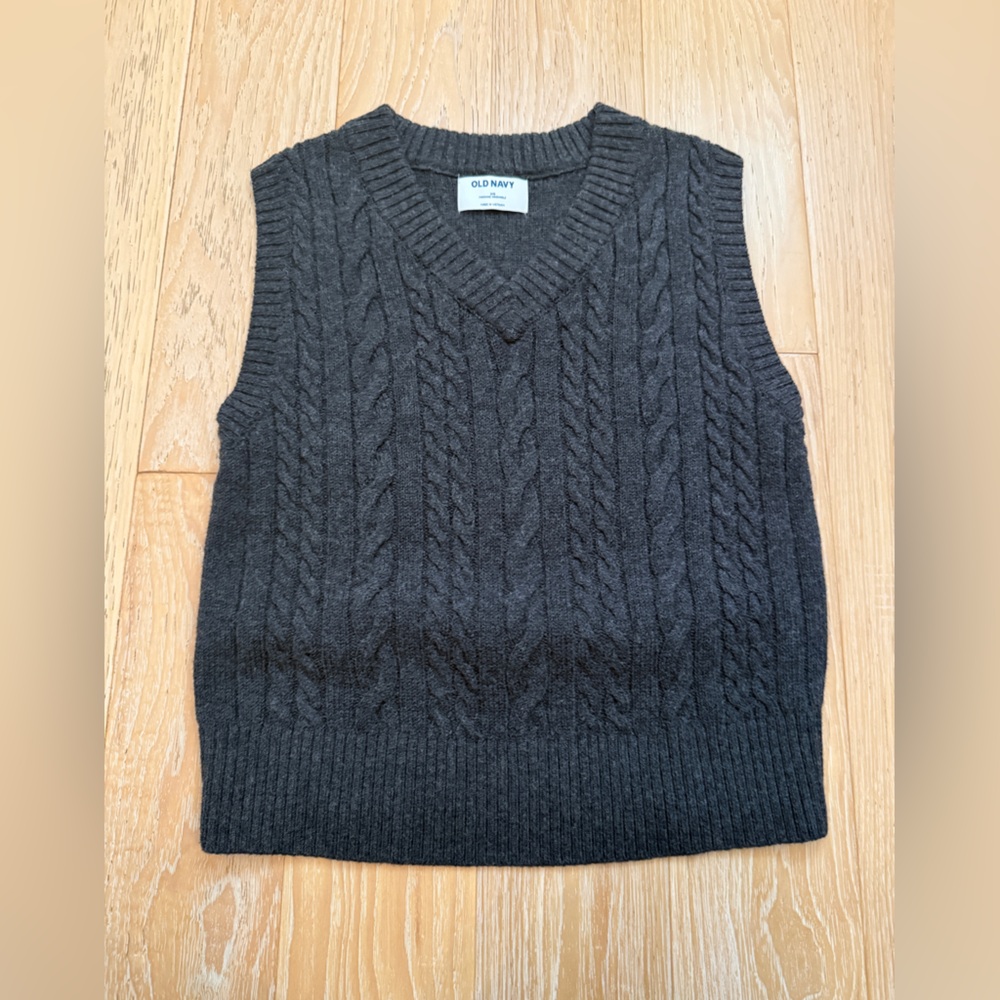 OLD NAVY Women Sweater Vest Preppy Dark Academia Cable Knit XS‎